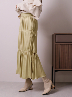 LADYMADE(レディメイド) |サイドリボンサテンティアードスカート