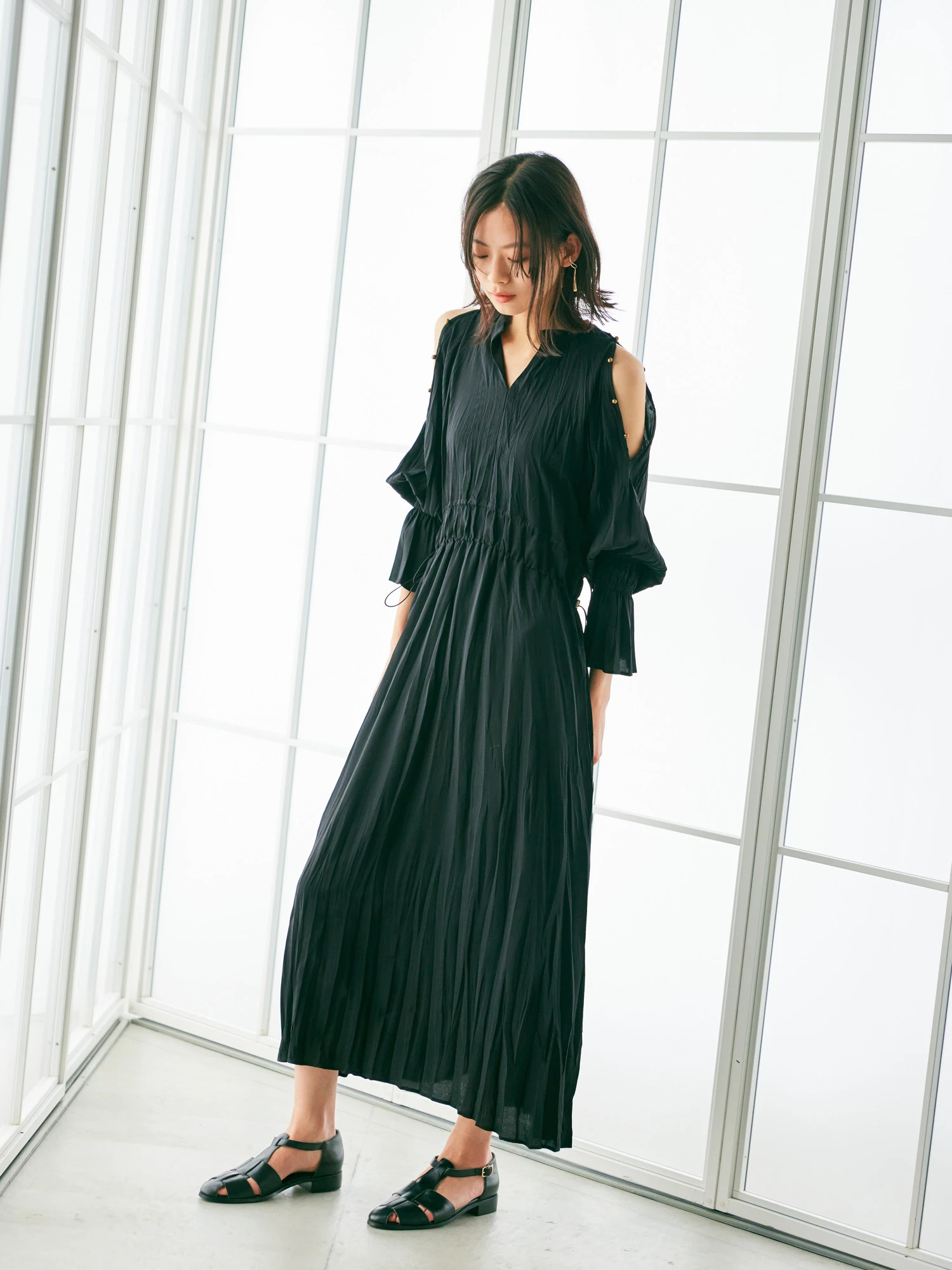 LADYMADE（レディメイド）｜ オープンショルダーワッシャー