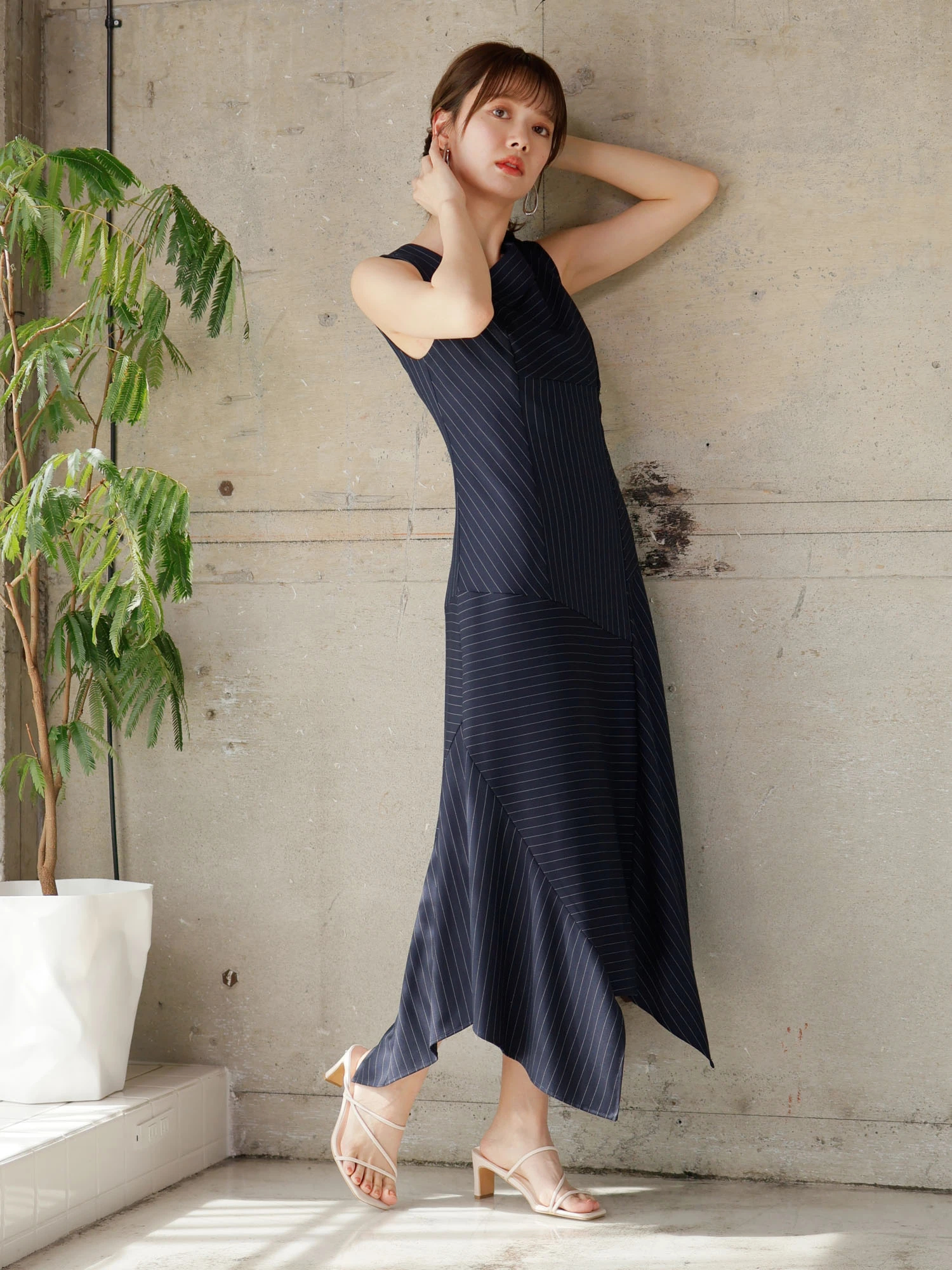 Alaia アライア　イタリア製　アシンメトリー　シャツワンピース　ストライプ Alaia アライアイタリア製アシンメトリーシャツワンピースストライプ