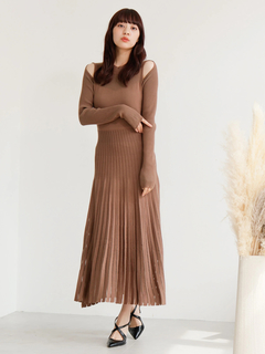 LADYMADE(レディメイド) |スリットスリーブプリーツニットワンピース