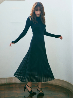 LADYMADE(レディメイド) |スリットスリーブプリーツニットワンピース