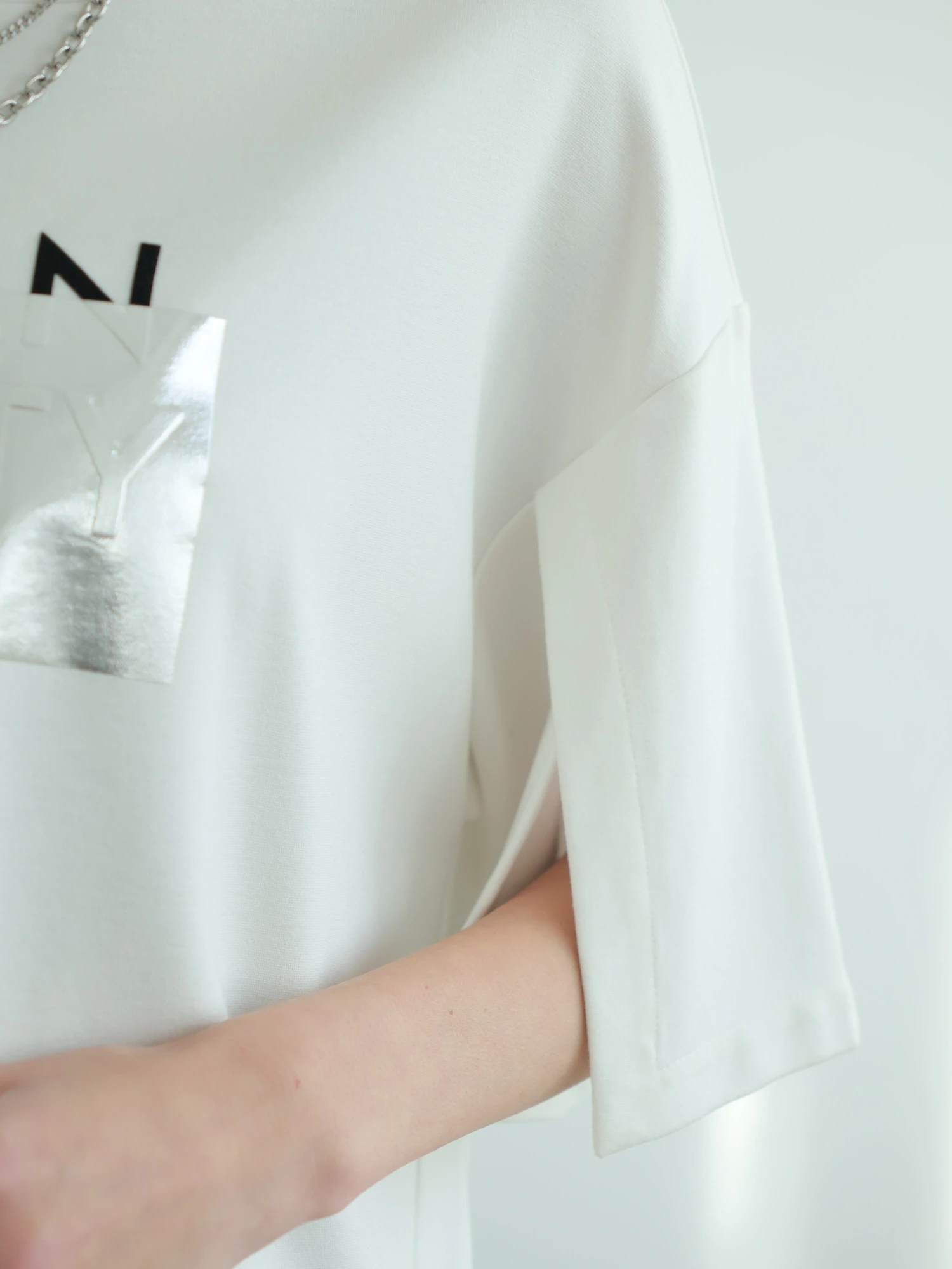 【レディメイド】プリントTシャツ レディメイド LADYMADE シルバープリントロゴTシャツ （ホワイト