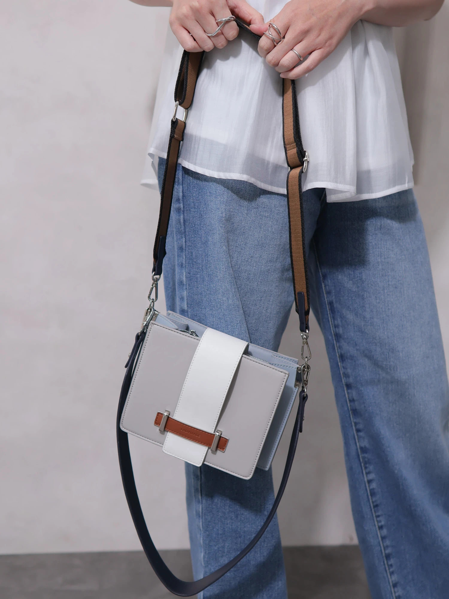 LADYMADE(レディメイド)| 2WAYベルトスクエアショルダー LADYMADE(レディメイド)| 2WAYベルトスクエアショルダー
