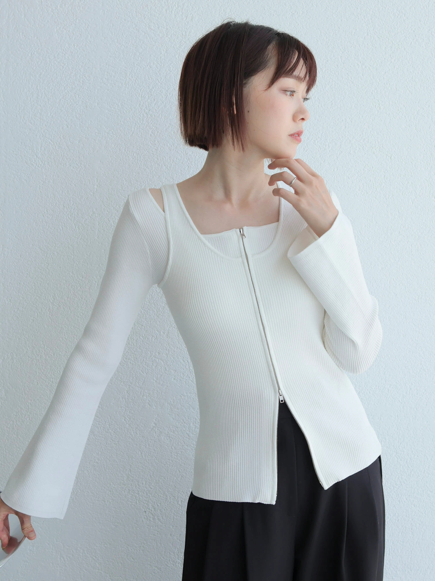 LADYMADE（レディメイド）｜ フロントジップレイヤードニット アイテム 