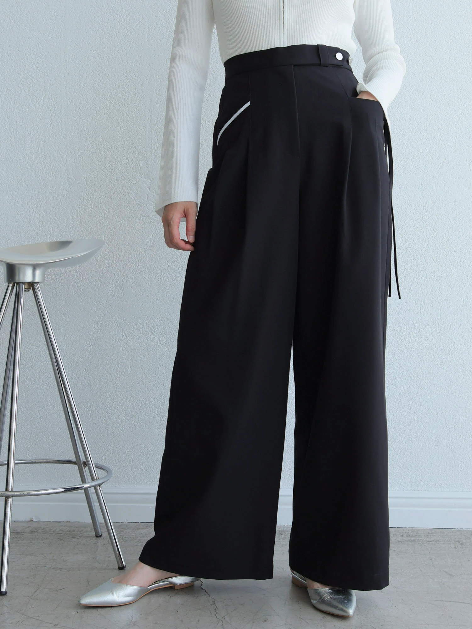 LADYMADE（レディメイド）｜ アシメリボンポケットタックワイドパンツ