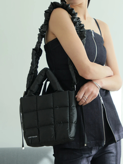 LADYMADE(レディメイド) |パデッドミニフリルショルダーバッグ