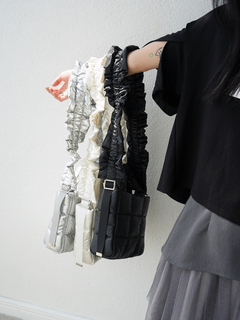 LADYMADE(レディメイド) |パデッドミニフリルショルダーバッグ