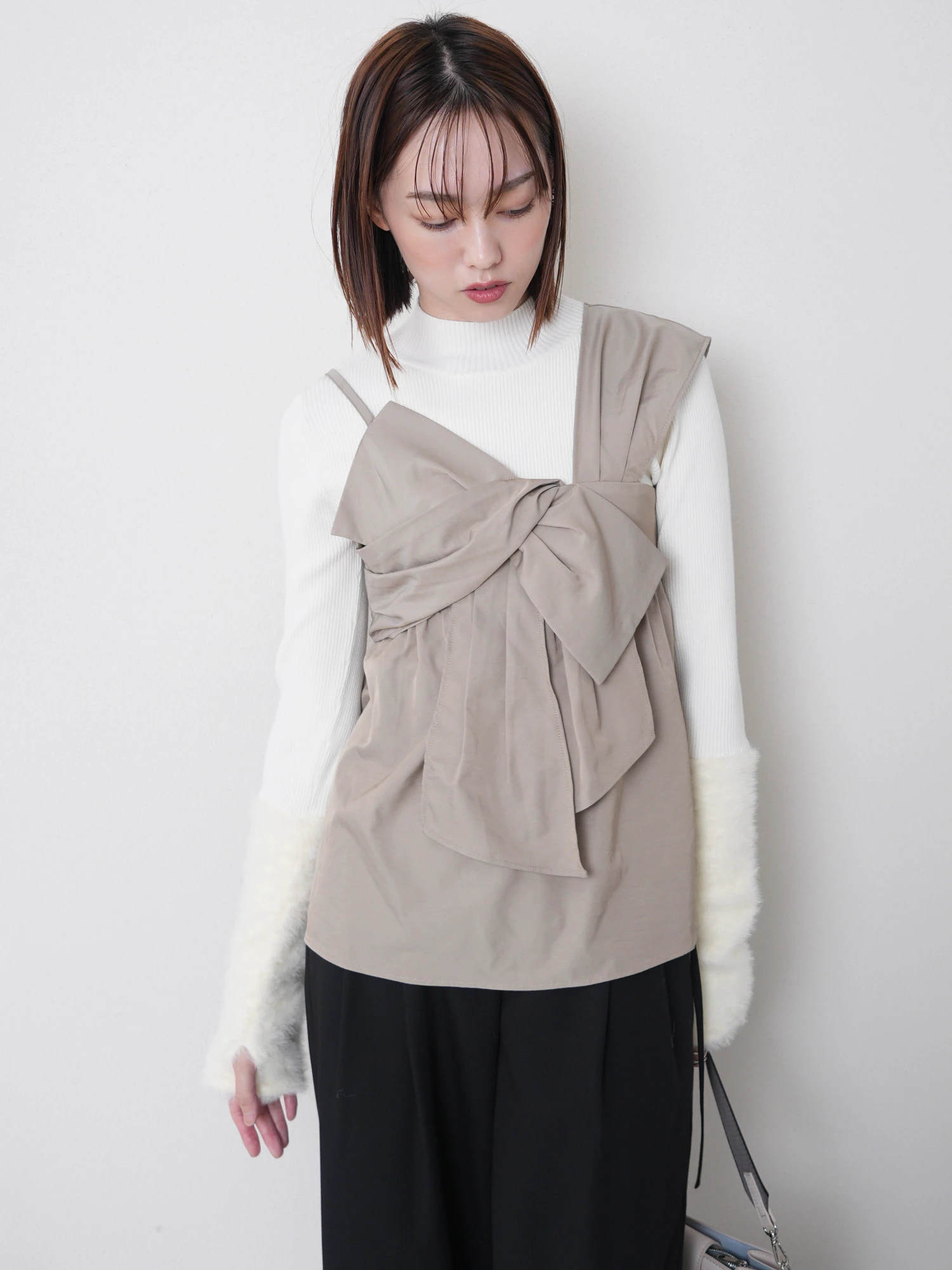 LADYMADE（レディメイド）｜ フェザースリーブニット×リボンキャミSET