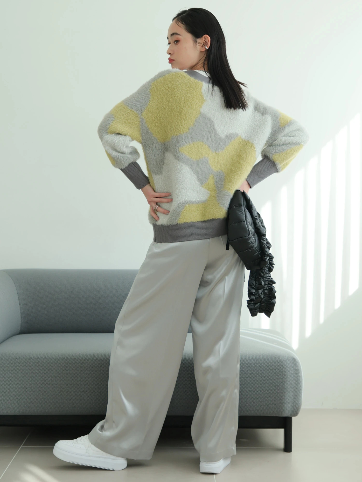 LADYMADE（レディメイド）｜ ラメフェザージャガードニット
