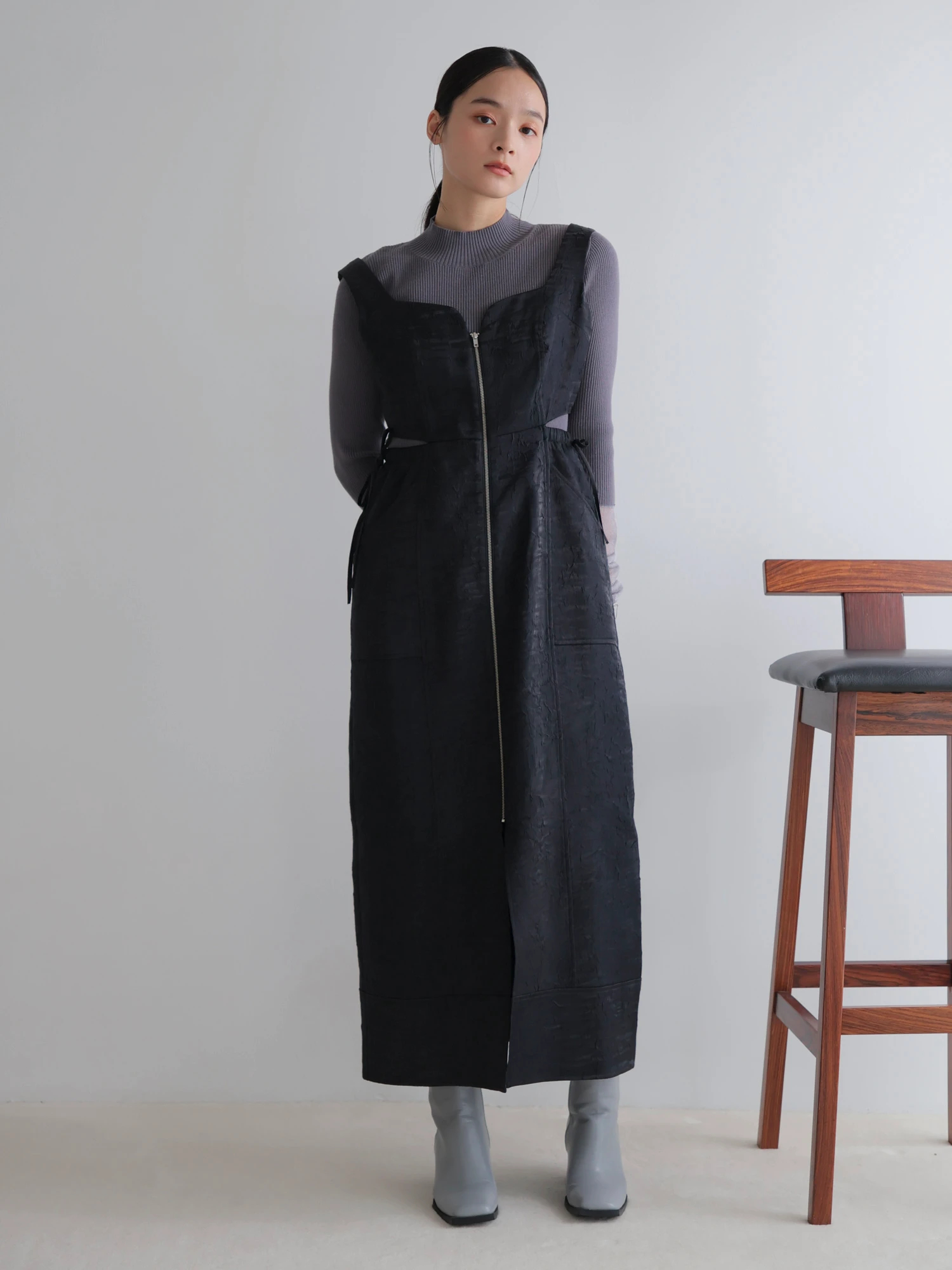 LADYMADE（レディメイド）｜ フロントジップサイドリボンジャンスカ