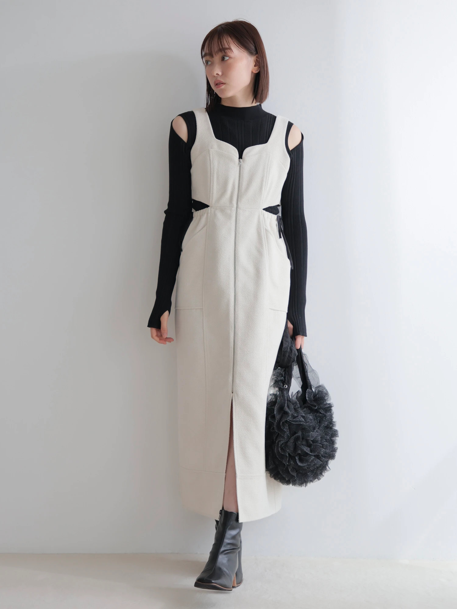 LADYMADE（レディメイド）｜ フロントジップサイドリボンジャンスカ