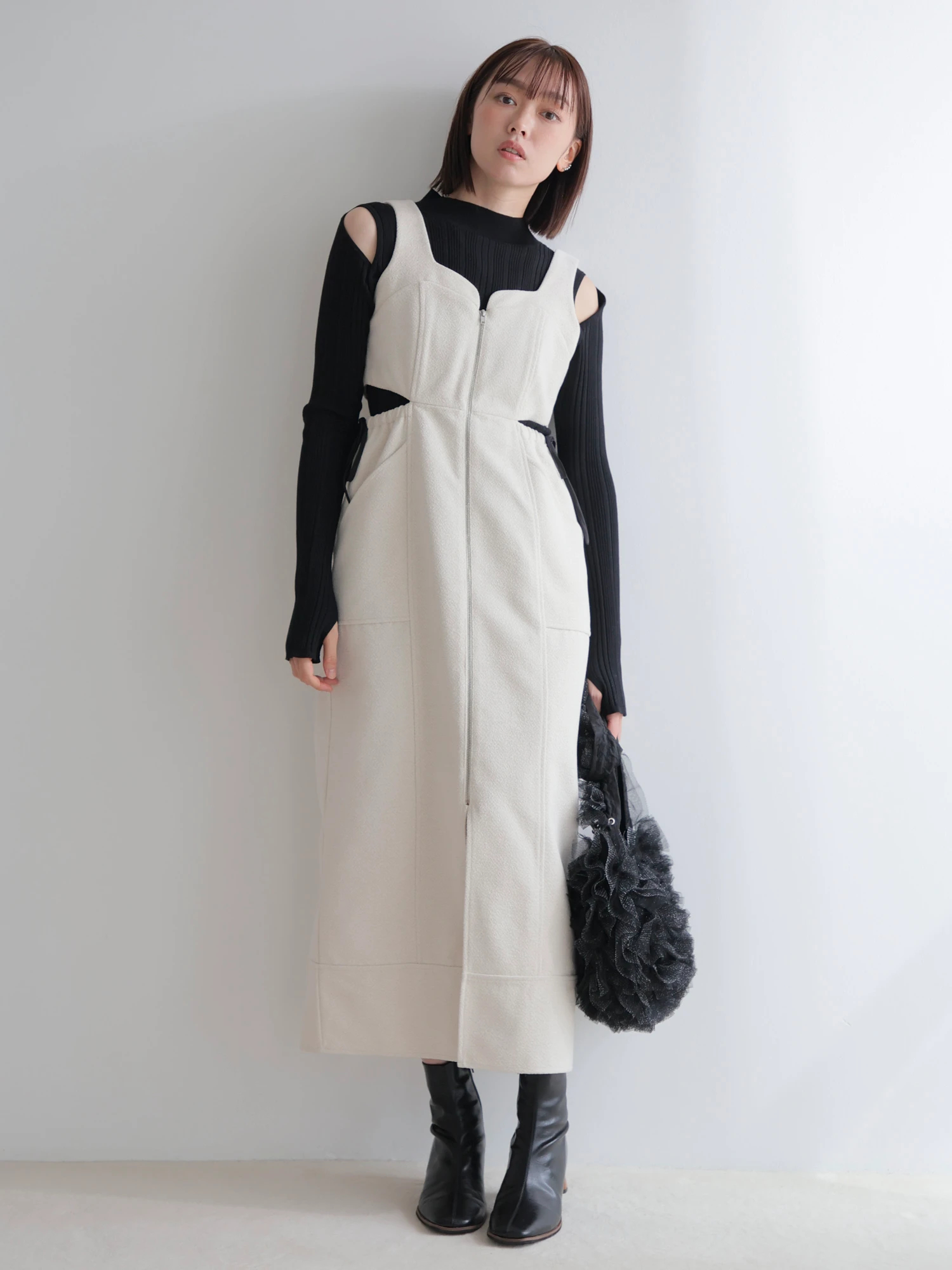 LADYMADE（レディメイド）｜ フロントジップサイドリボンジャンスカ