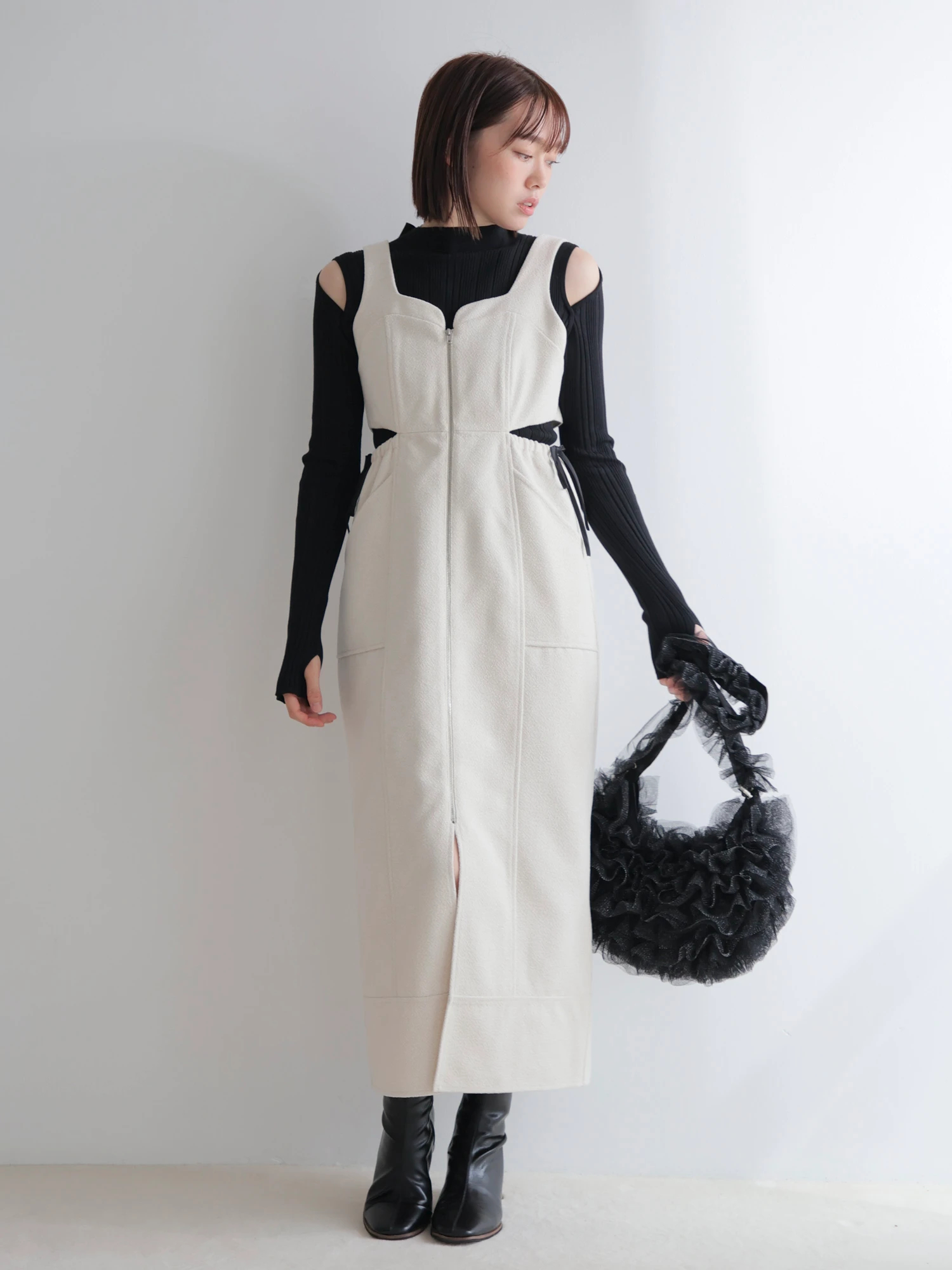 LADYMADE（レディメイド）｜ フロントジップサイドリボンジャンスカ