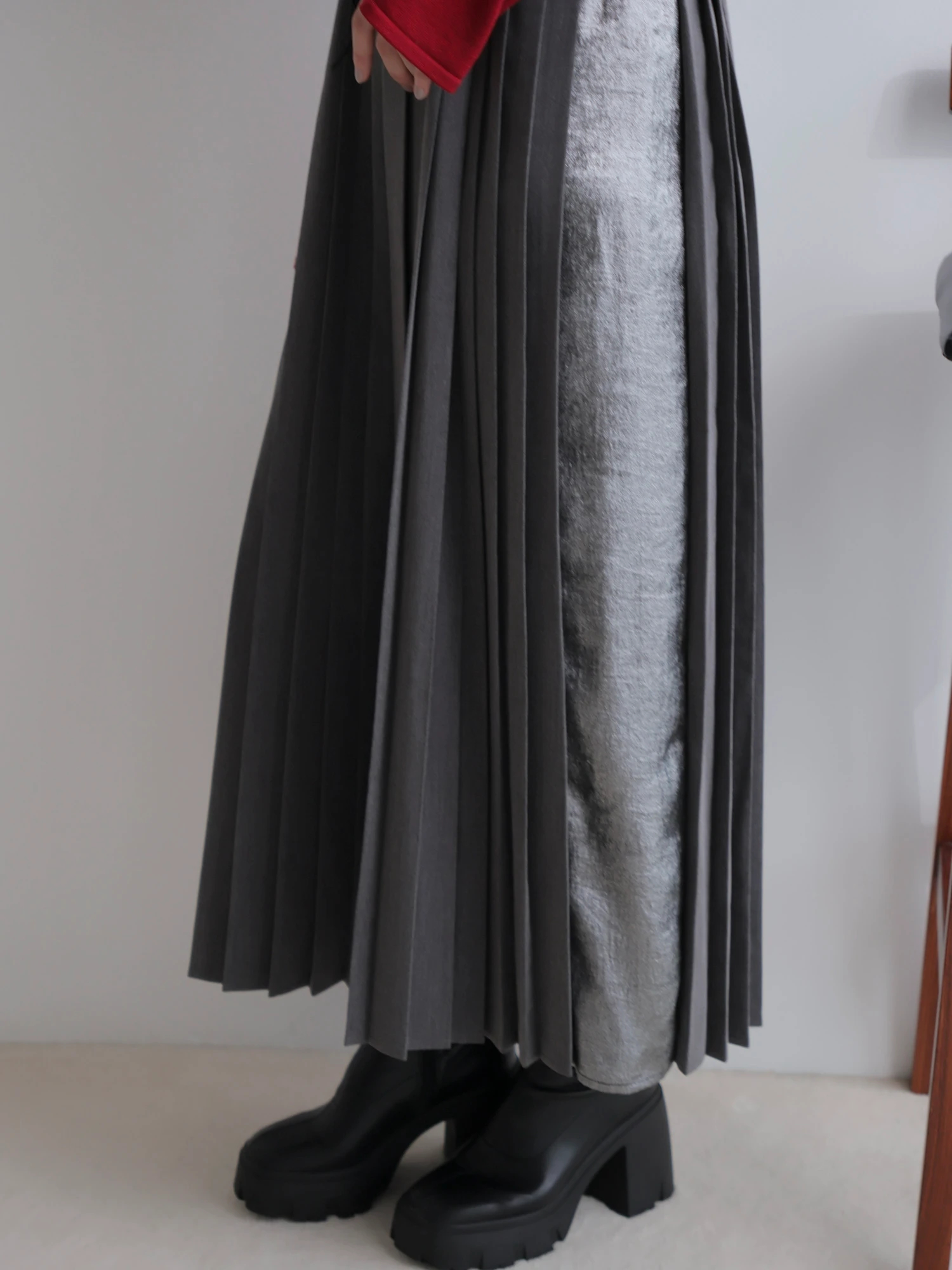 LADYMADE（レディメイド）｜ ニットドッキングプリーツワンピース