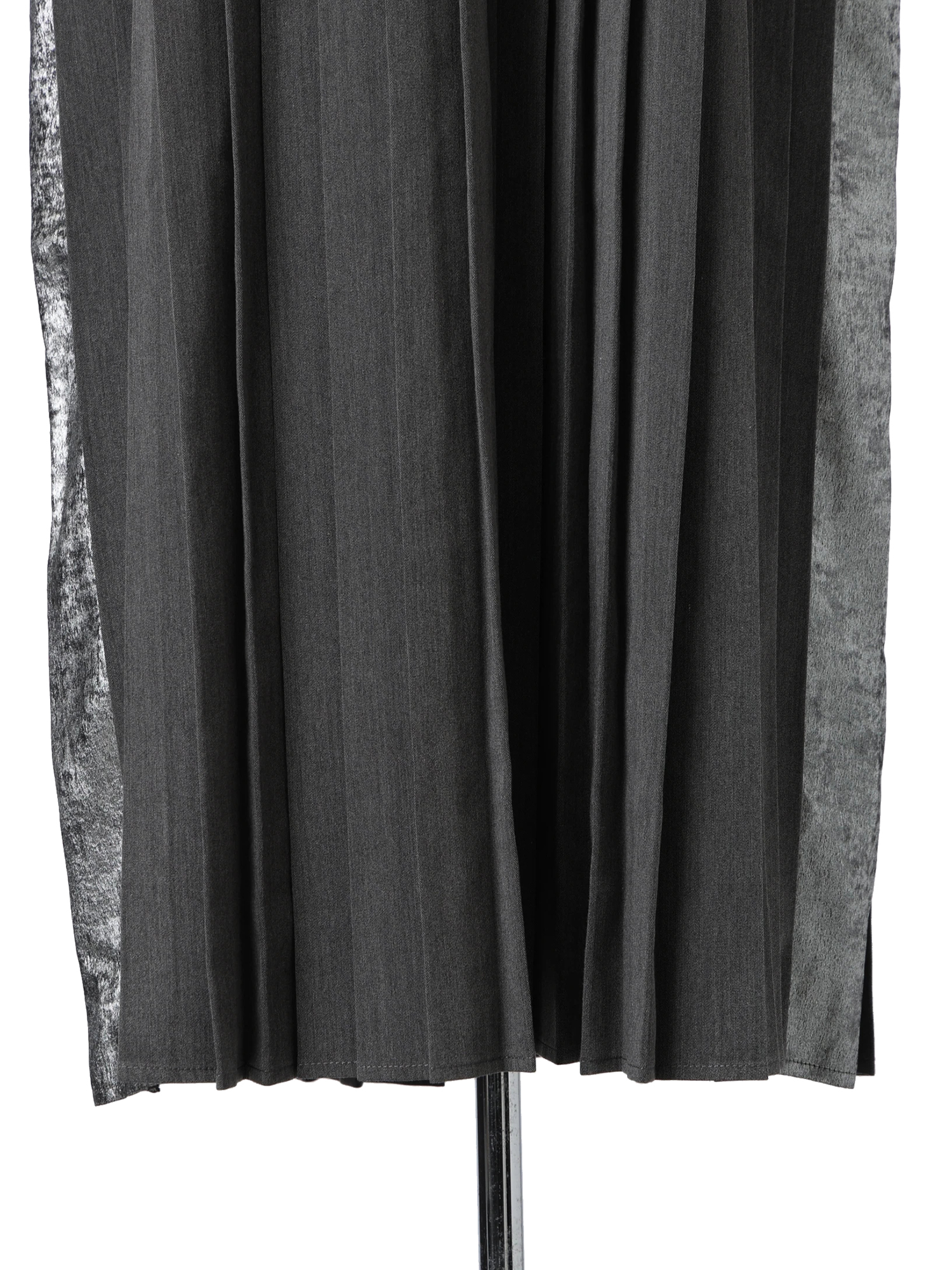 LADYMADE（レディメイド）｜ ニットドッキングプリーツワンピース