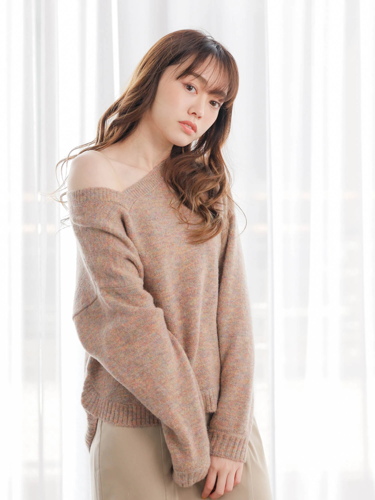 Roine'(ロイン) |Alpaca mix Asymmetry KNIT