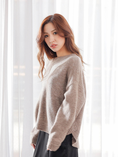 Roine'(ロイン) |Alpaca mix Asymmetry KNIT