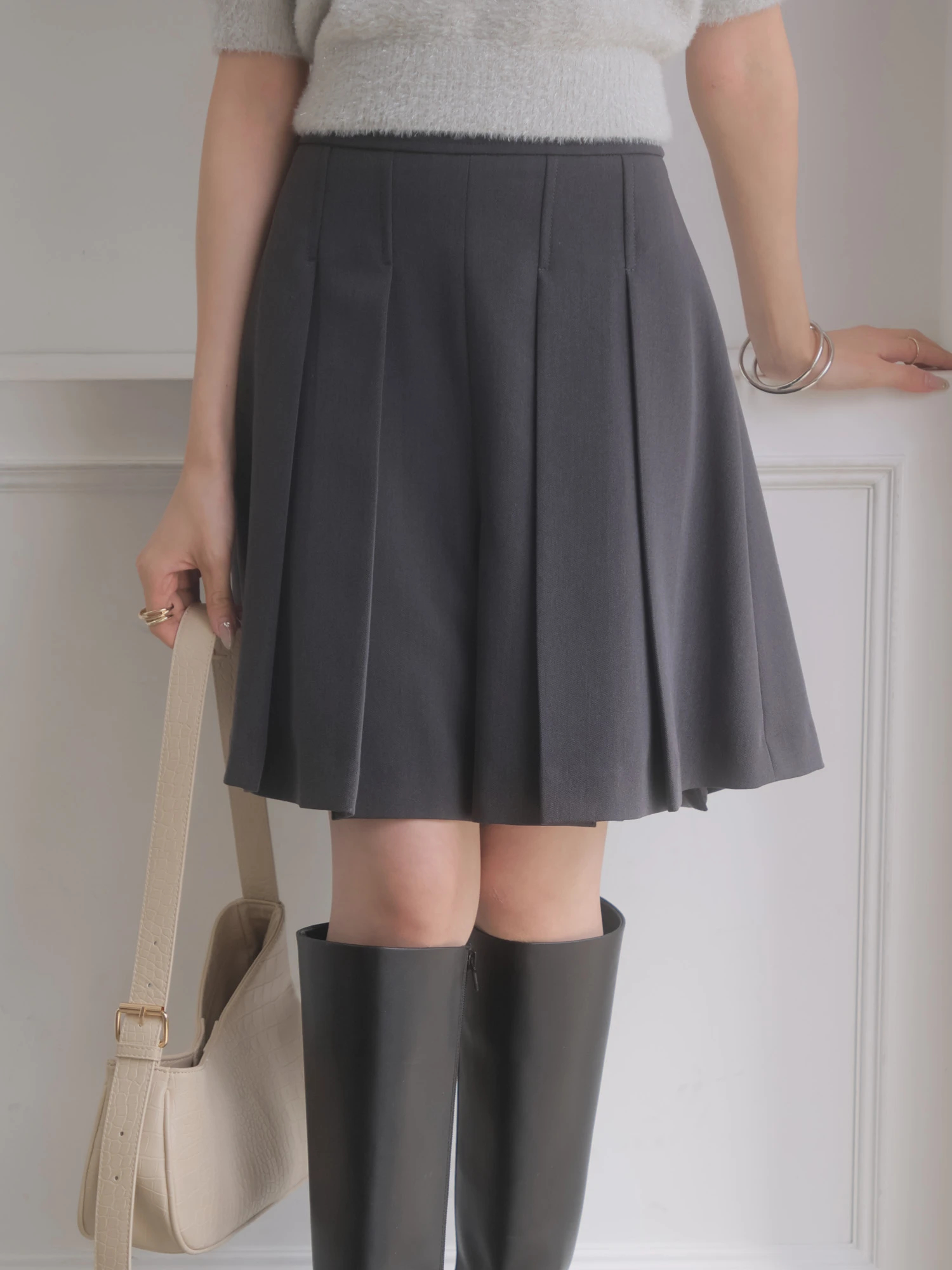 NOELA（ノエラ）｜ プリーツショートパンツ アイテムの詳細